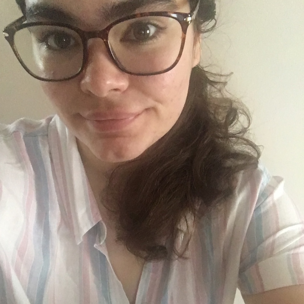 Meet your Posher, Eleni
